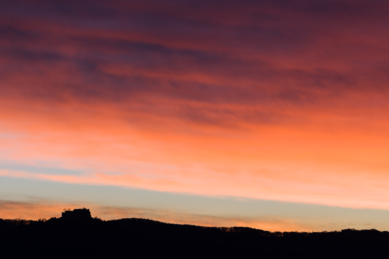 Morgenröte über Hohenneuffen